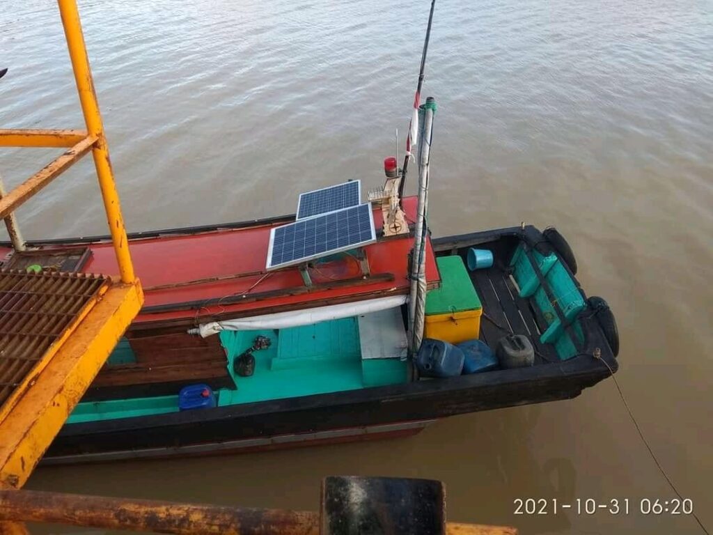 Tenaga surya untuk kapal